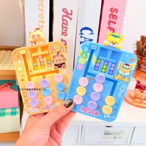 KEYCHAIN PLUS ARRANGING COLOUR WISE GAME FUN FOR ALL -- TOY ARRANGE 274