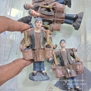 GARDEN MINIATURES —   MAN FETCH WATER 520 PY