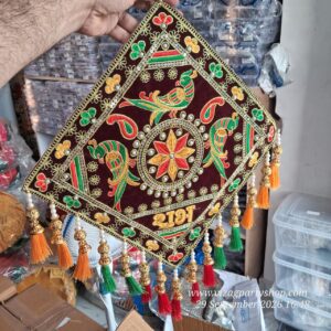 PACK OF LATKAN VELVET HANGINGS – PARROTS SHUBH OR LABH